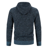 Ádám - Kapucnis felső
