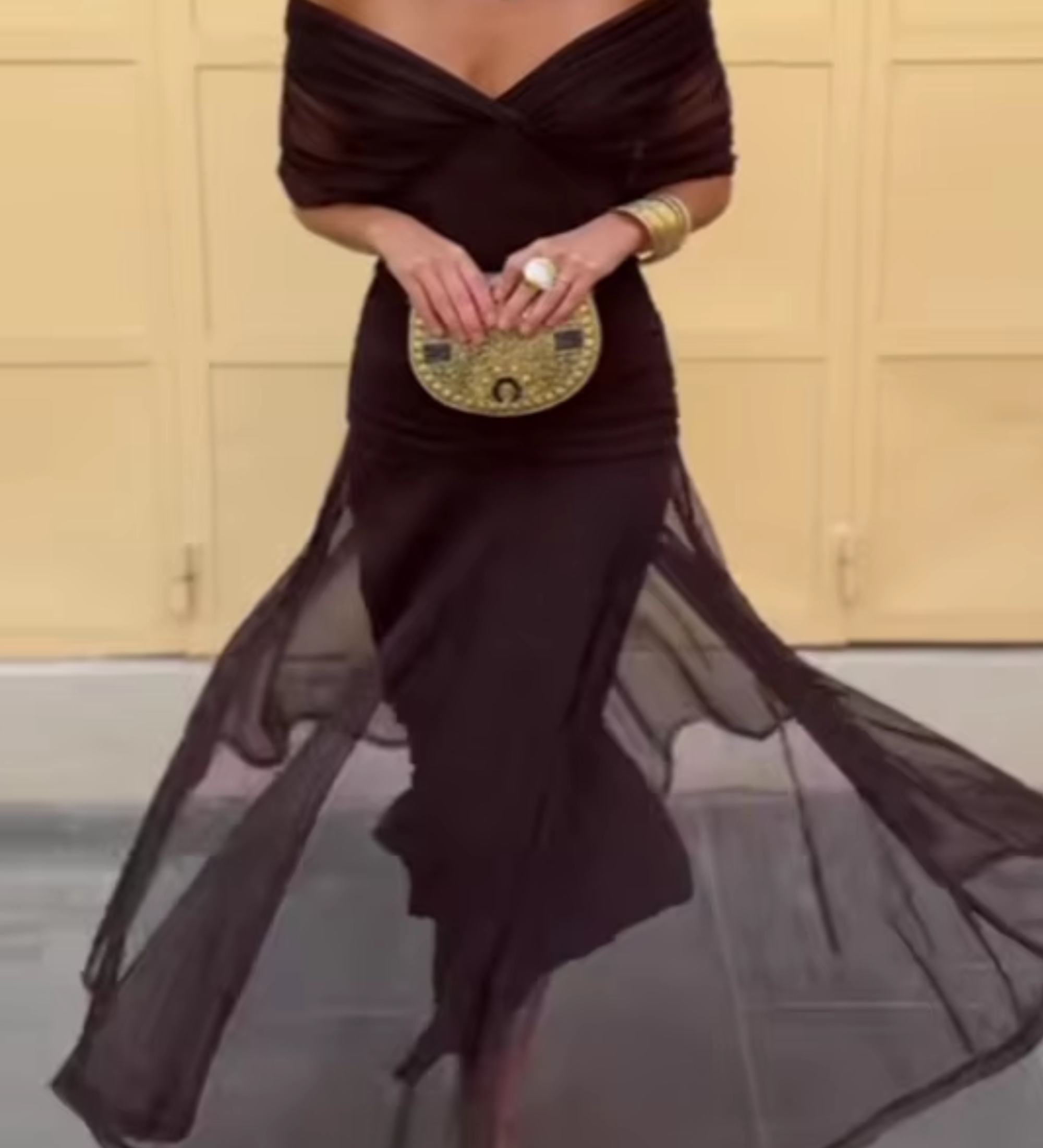 Orsolya - Elegáns maxi ránctalan ruha