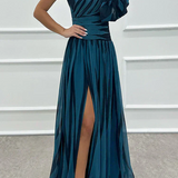 Judit - Elegáns csíkos maxi ruha egy vállal