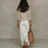 Katalin – Elegáns Női Darab