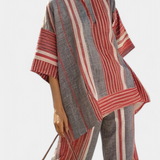 Nagy Daisy Kombinációs Ruha Vászonból Piros Korall és Szürke Csíkokkal, Modern és Kényelmes Stílus