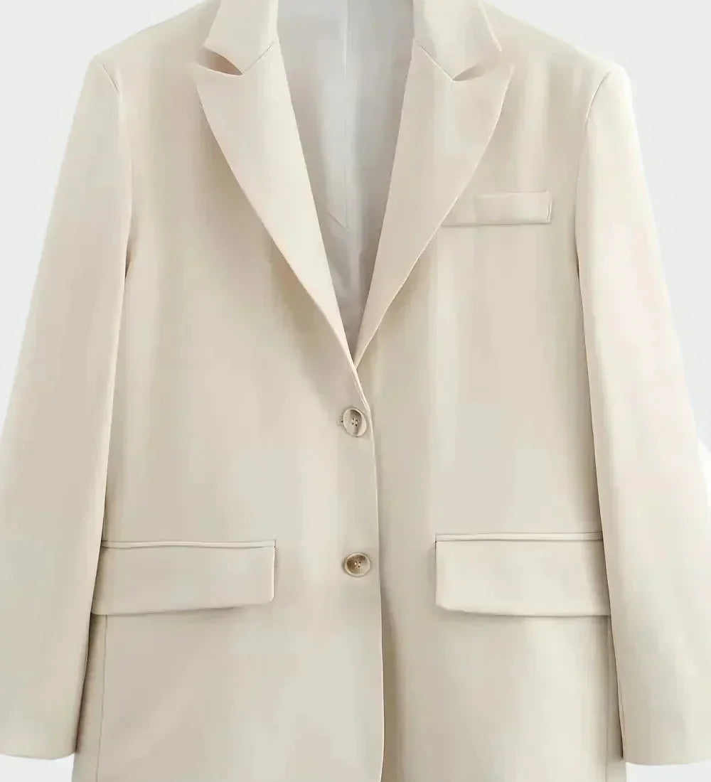 Krisztina - Oversized kabát modern vonallal