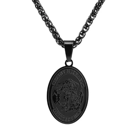 Ovális Nyaklánc Angyal Arcképpel Rozsdamentes Acélból