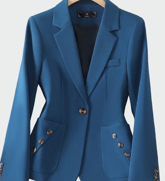 Eszter - Elegáns kapucnis pulóver